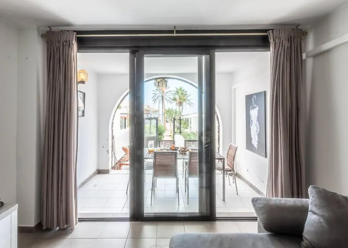 Oceanfront Parque Santiago Ii דירה